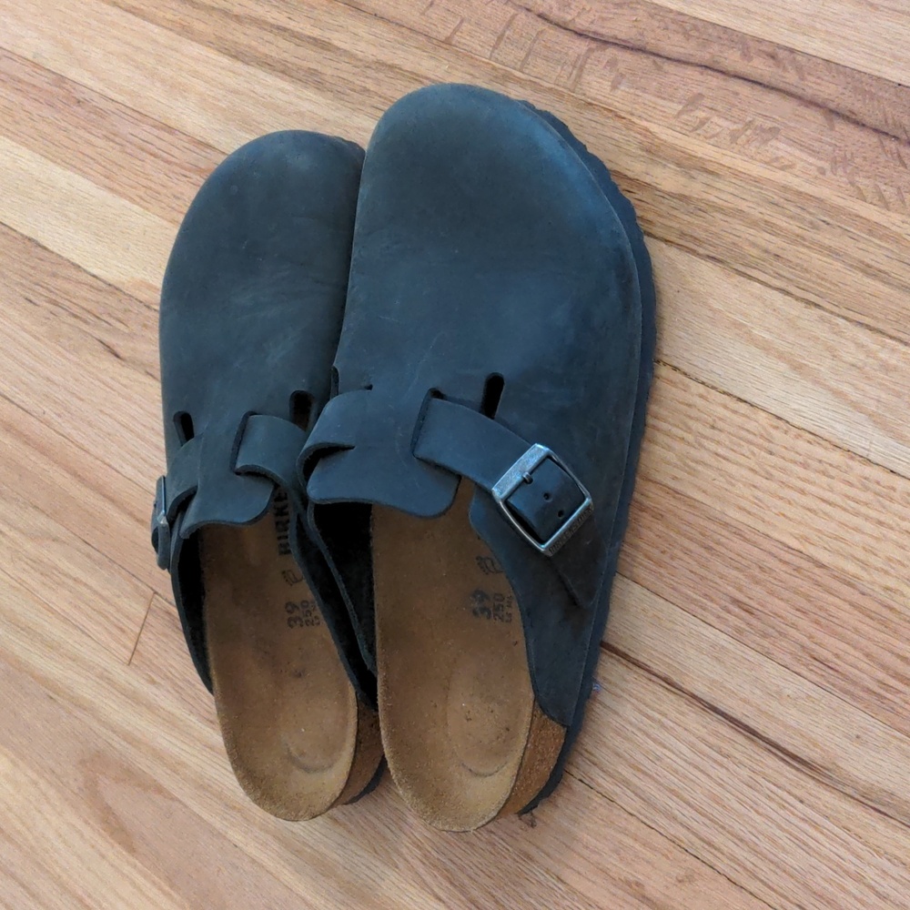 Birkenstock Boston Clogs Black Oiled Leather Size 39